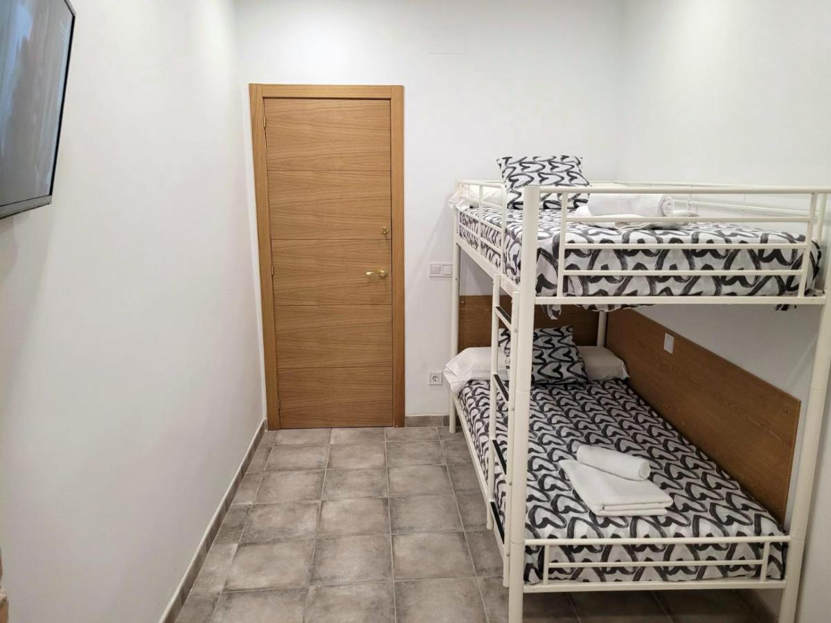 Coliving New San Bernando Hotel Мадрид Екстериор снимка